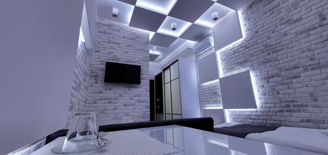 Pidkova Hotel รีฟเน ภายนอก รูปภาพ