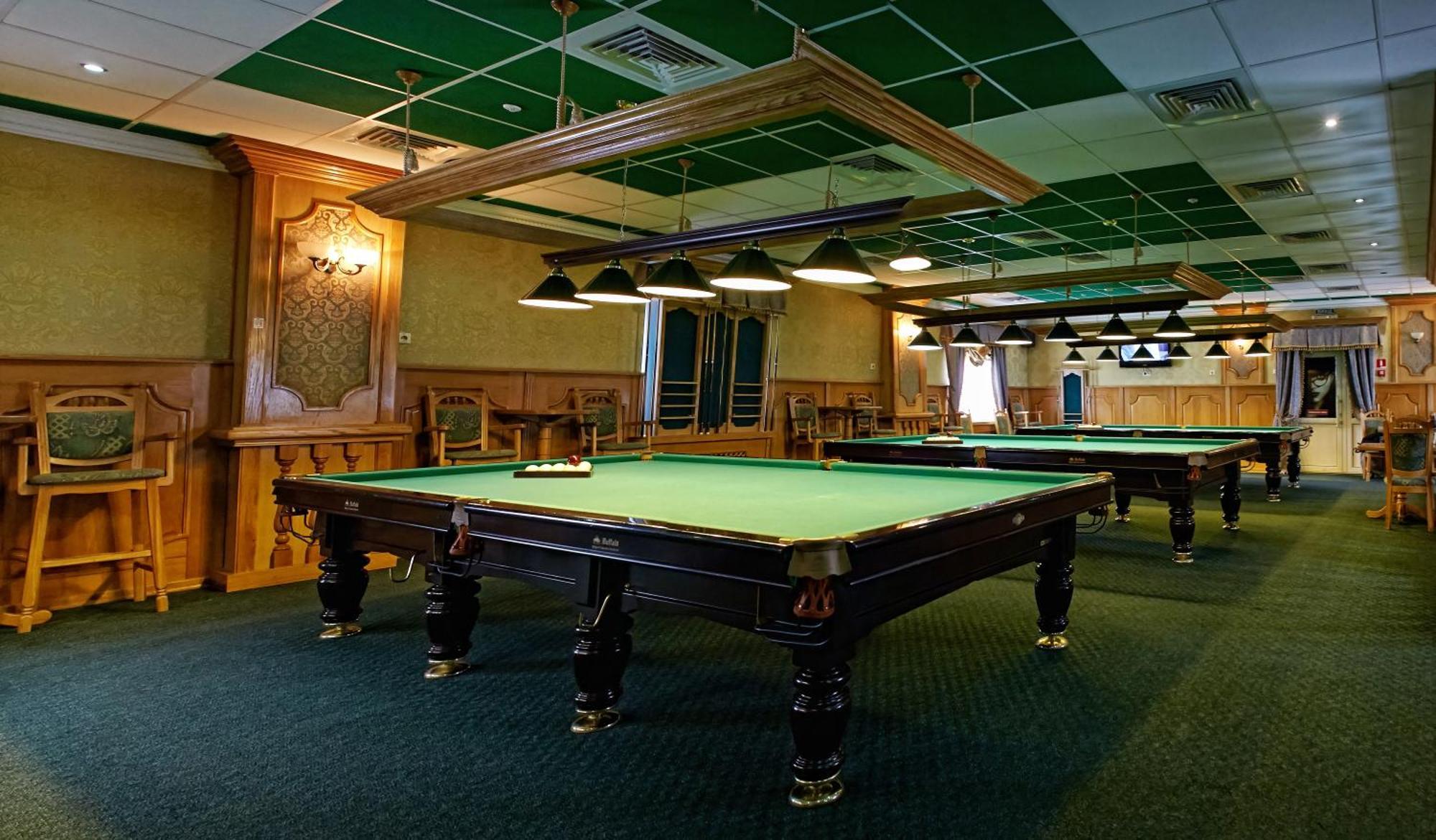 Pidkova Hotel รีฟเน ภายนอก รูปภาพ