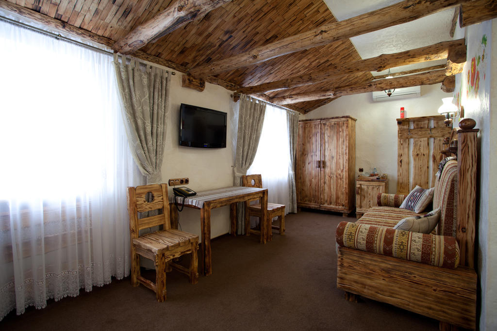 Pidkova Hotel รีฟเน ห้อง รูปภาพ