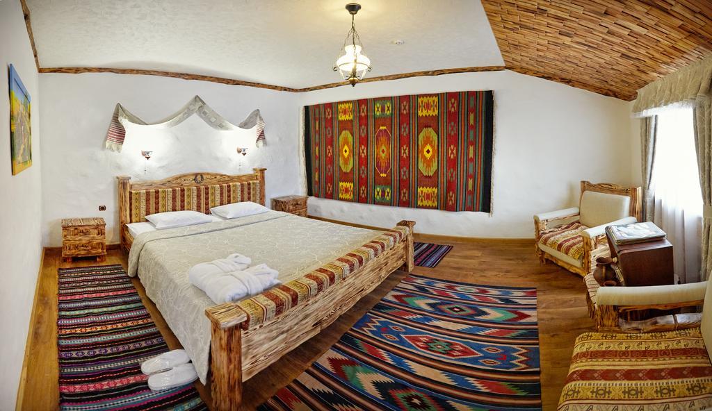 Pidkova Hotel รีฟเน ห้อง รูปภาพ